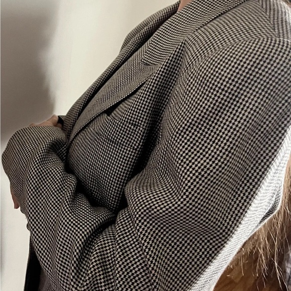 CHRISTIAN DIOR VINTAGE WOOL HOUNDSTOOTH DOUBLE-BREASTED WOMEN S BLAZER - Picture 4 of 11